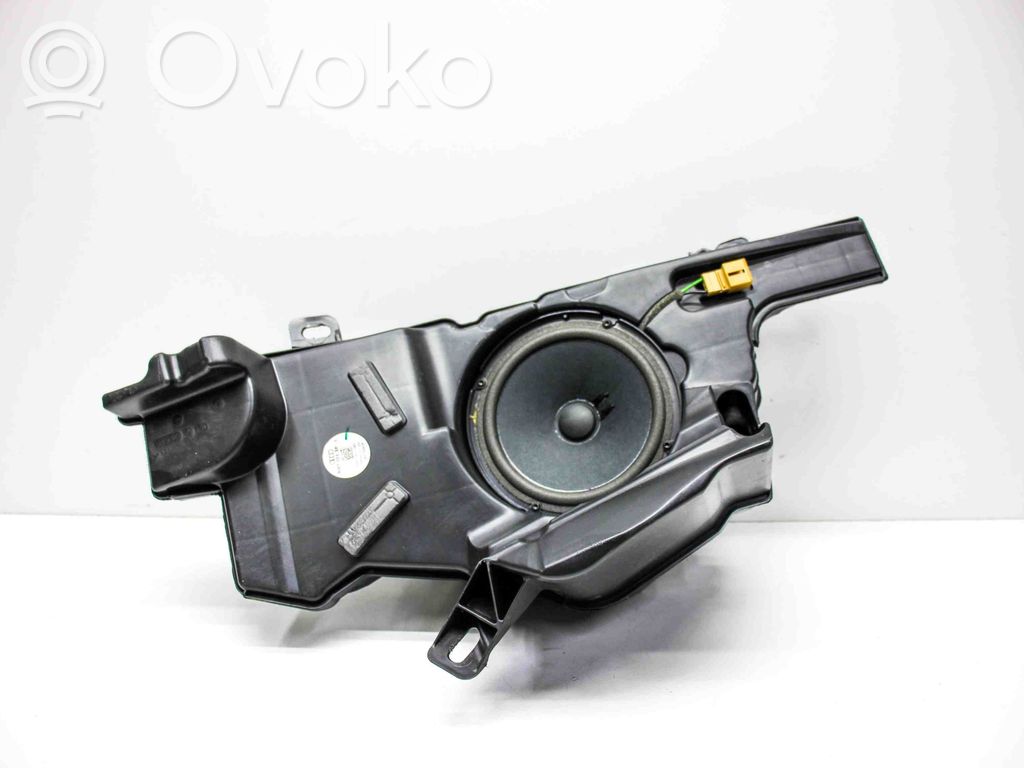 Audi A5 Subwoofer 