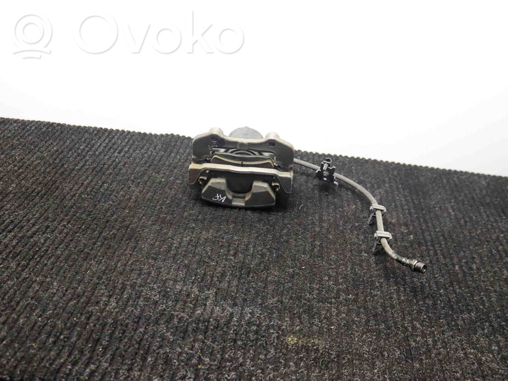 Chrysler 300C Front brake caliper 