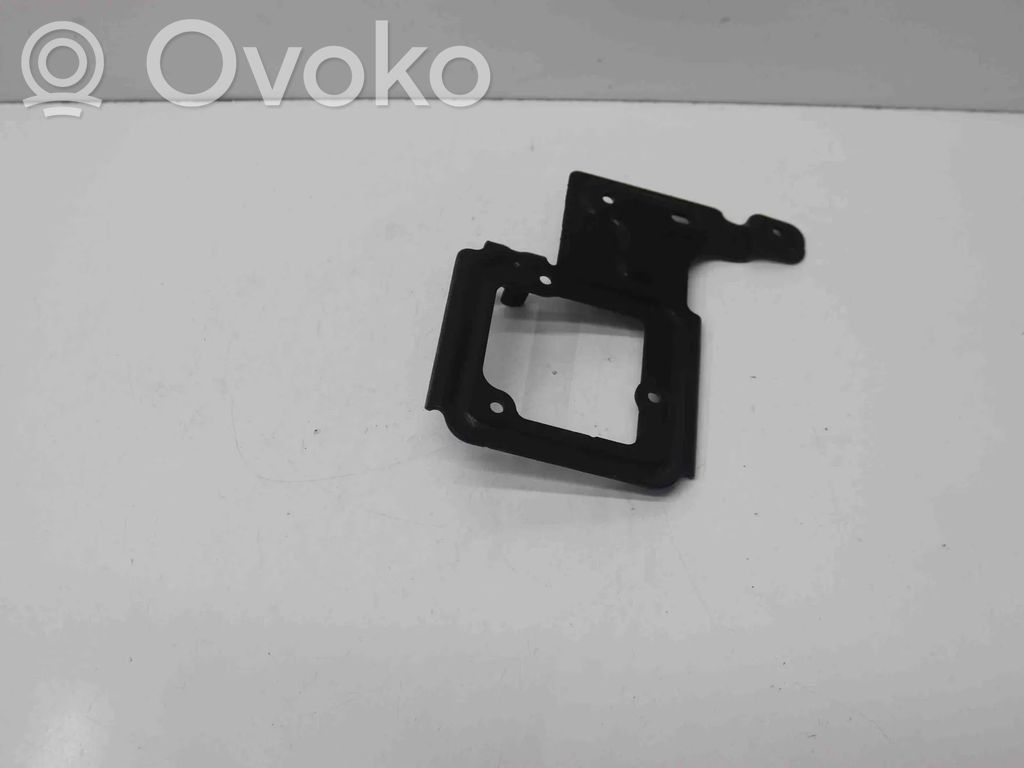 Audi Q7 4L Alte piese compartiment motor 