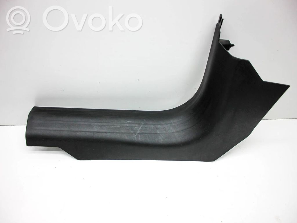 Osłona słupka szyby przedniej / A   5SZ93TRMAB