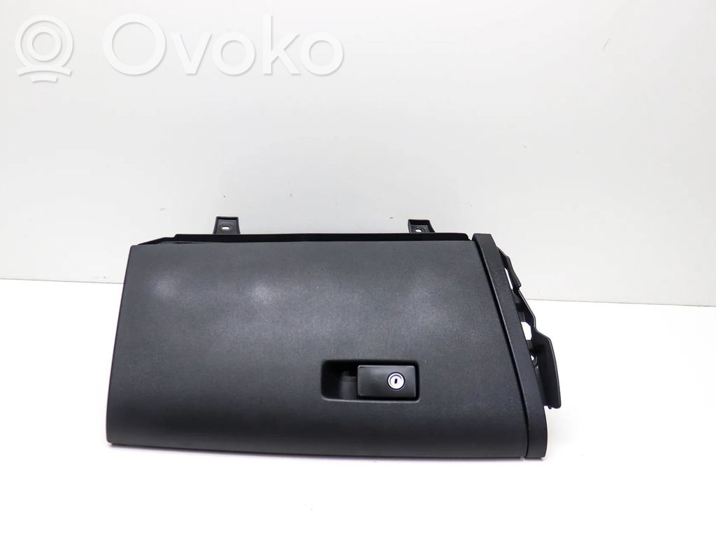 Volvo S60 Schowek deski rozdzielczej 