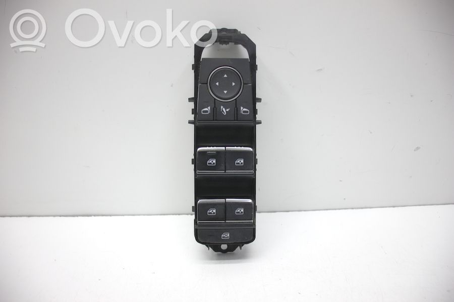 Nissan Qashqai J12 Comutator comandă geamuri electrice