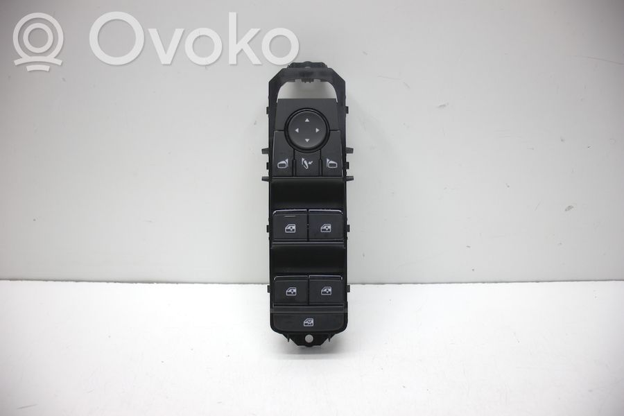 Nissan Qashqai J12 Comutator comandă geamuri electrice