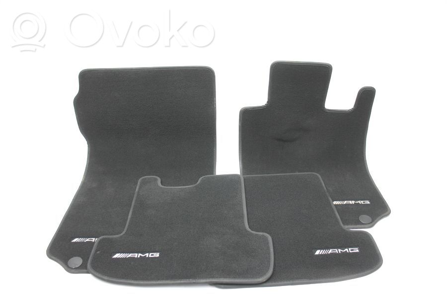 Mercedes-Benz C W204 Set di tappetini per auto