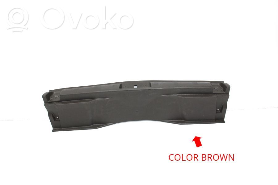 Osłona pasa bagażnika   735579495