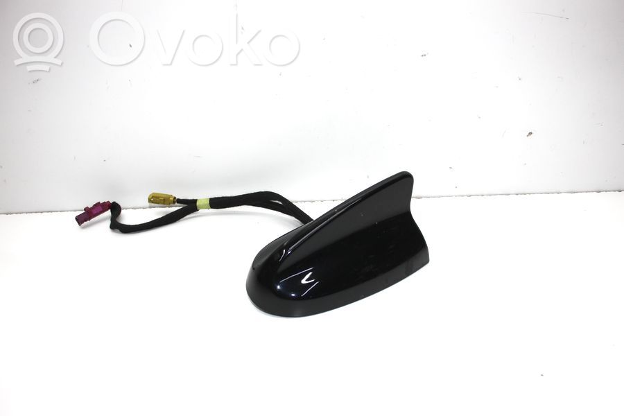 GPS-pystyantenni   P68281292AA,68281292AA