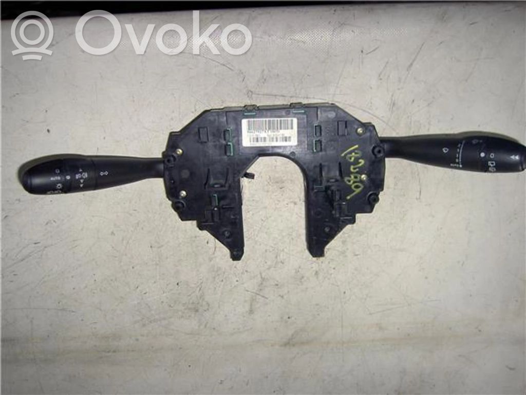 Citroen C4 I Otros interruptores/perillas/selectores 