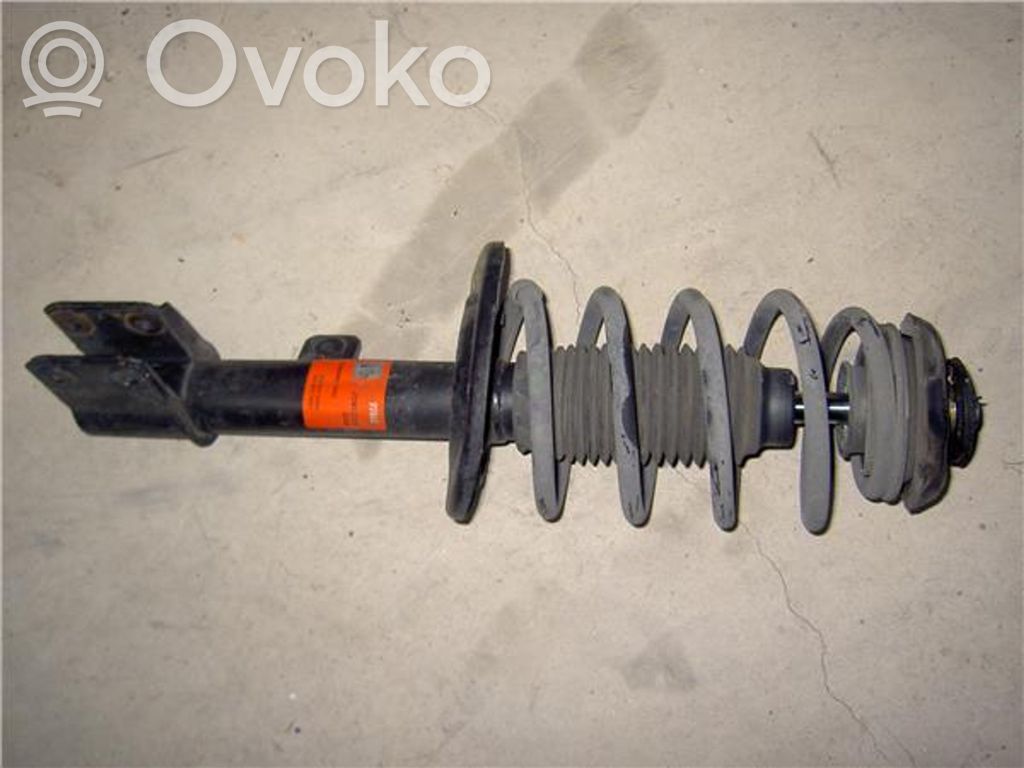 Peugeot 3008 I Front shock absorber/damper 