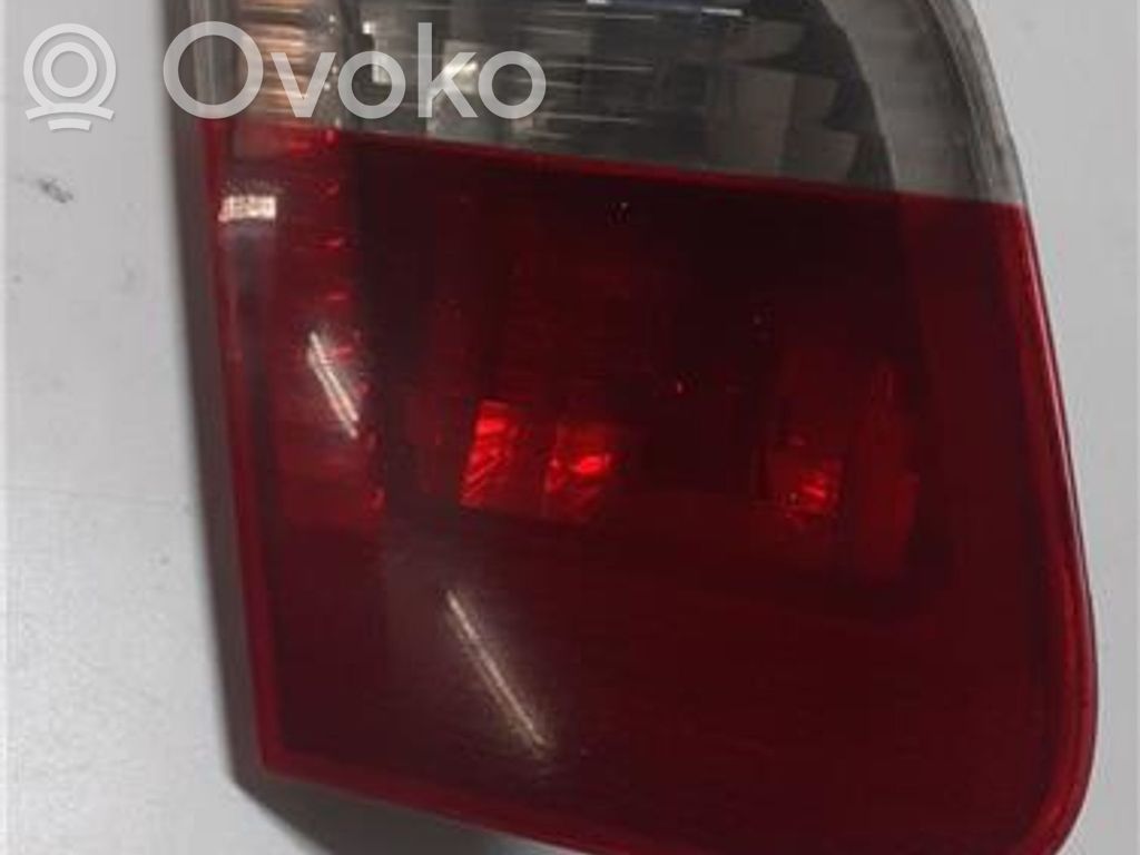 BMW 3 E46 Tailgate rear/tail lights 