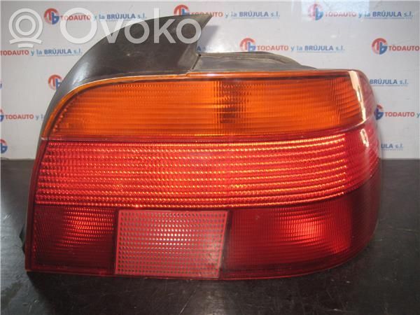 BMW 5 E39 Galinis žibintas kėbule 