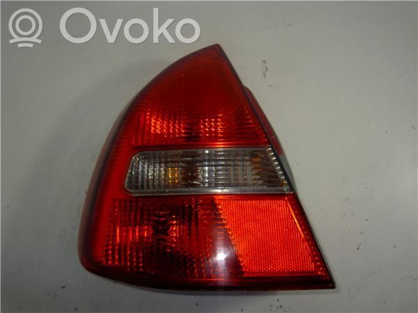 Mitsubishi Carisma Lampa tylna 