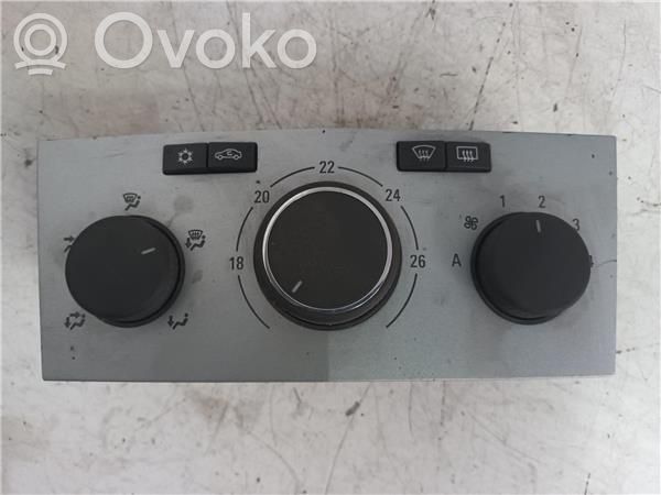 Opel Zafira B Climate control unit 