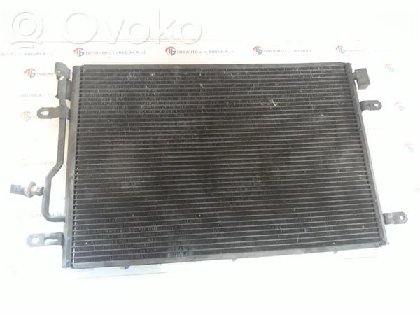 Audi A4 S4 B6 8E 8H Skraplacz / Chłodnica klimatyzacji 