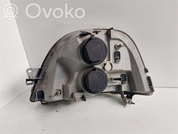 Scheinwerfer   8200163518
