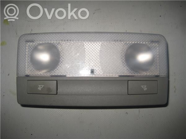 Opel Insignia A Etuistuimen valo