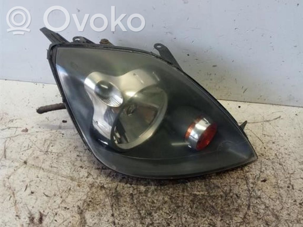 Ford Fiesta Lampa przednia 