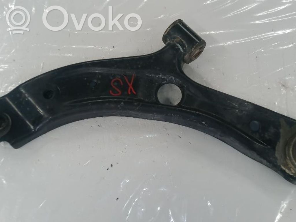 Suzuki Swift II Dolny wahacz przedni 