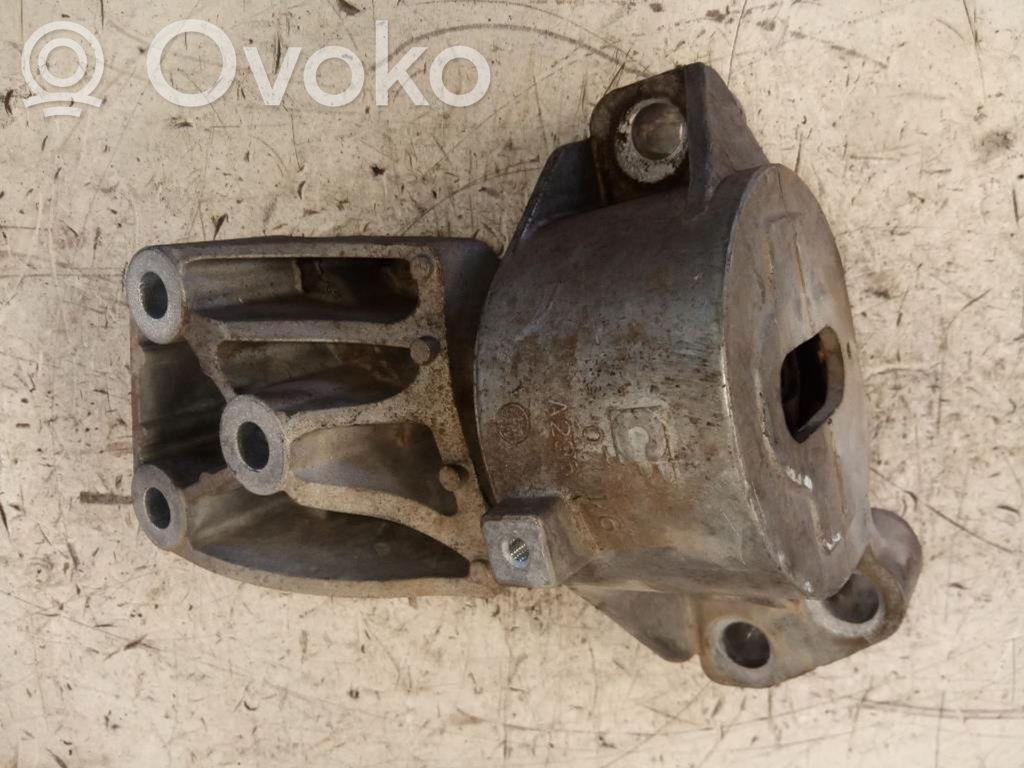 Fiat Doblo Suport motor 