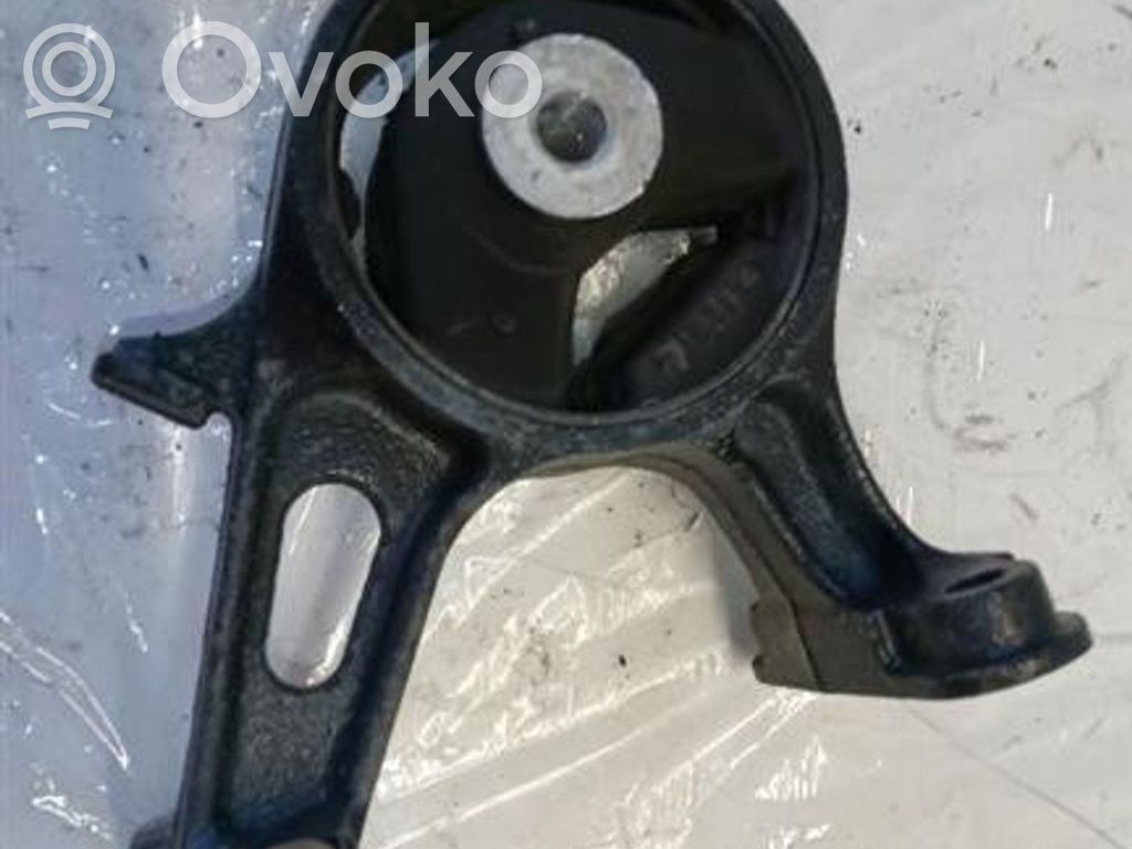 Toyota RAV 4 (XA40) Engine mounting bracket 