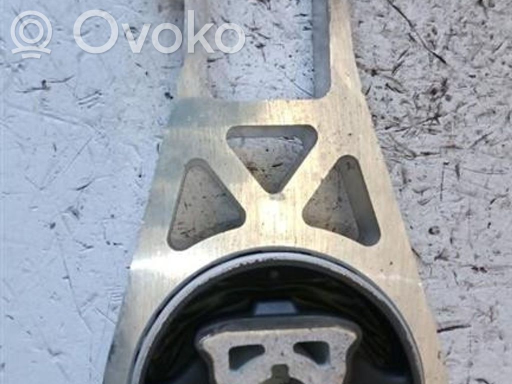 Engine mounting bracket   52090352,46337540,52090352