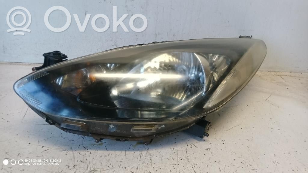 Mazda 2 Headlight/headlamp 