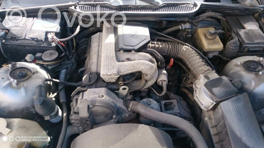 BMW 3 E36 Двигатель 