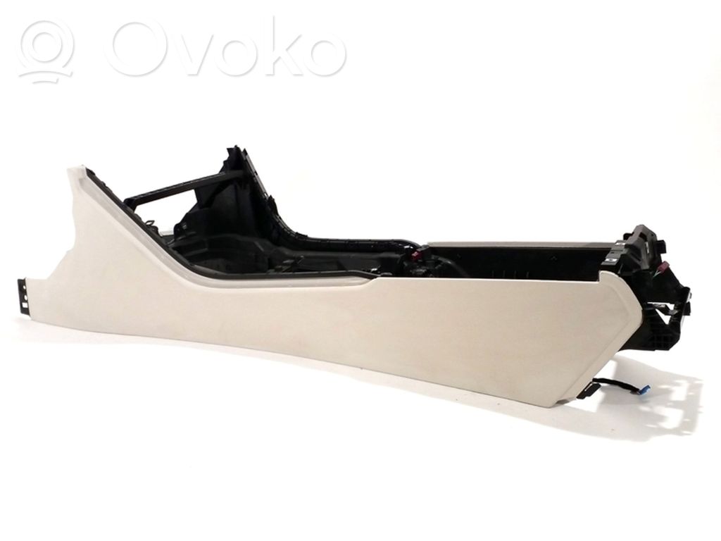 Keskikonsoli   BJ98655,K60211841