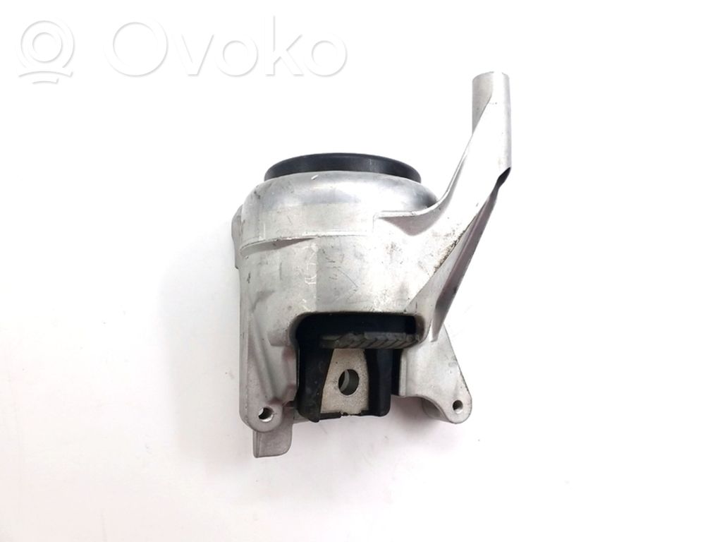 Porsche Panamera (971) Engine mount bracket 
