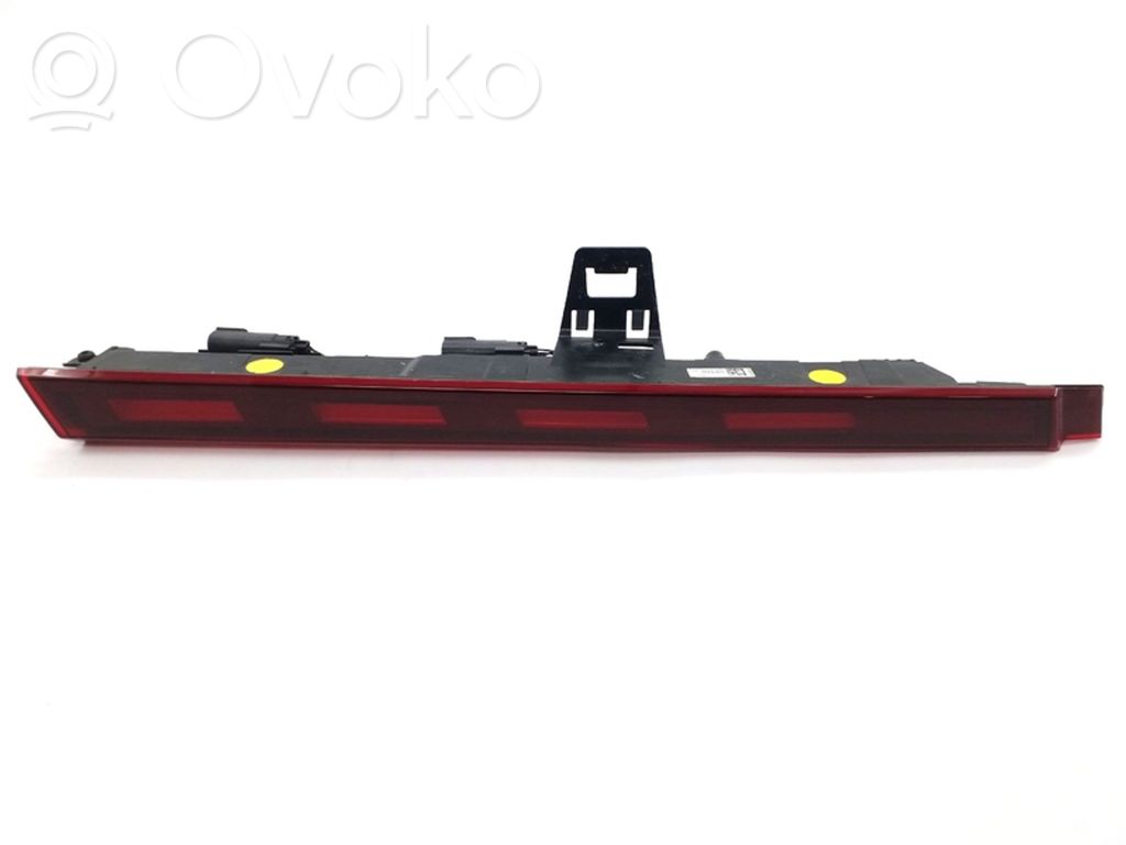 Volvo C40 Luz del parachoques trasero 