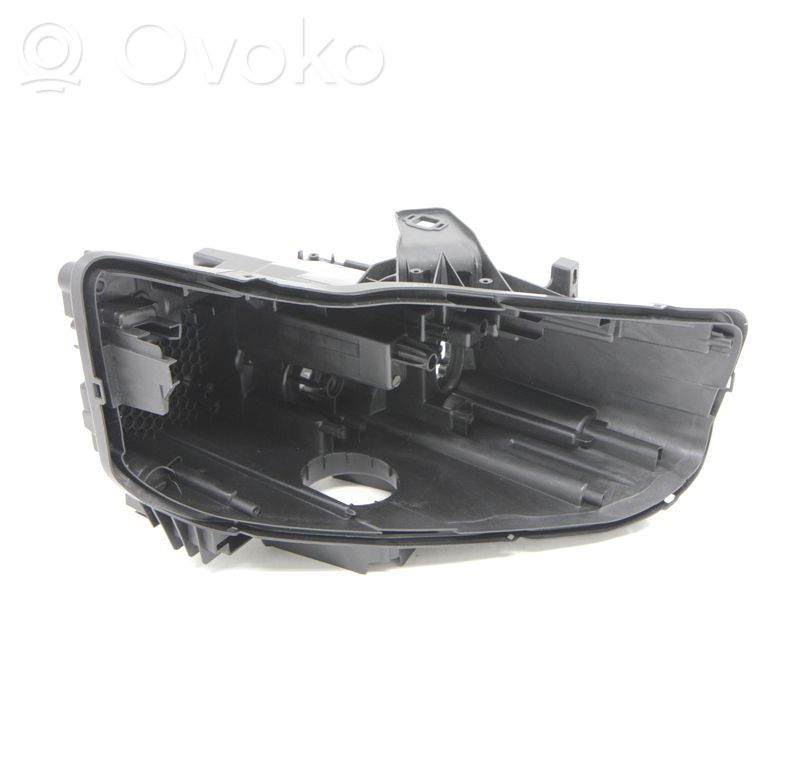 Audi Q2 - Headlight part 