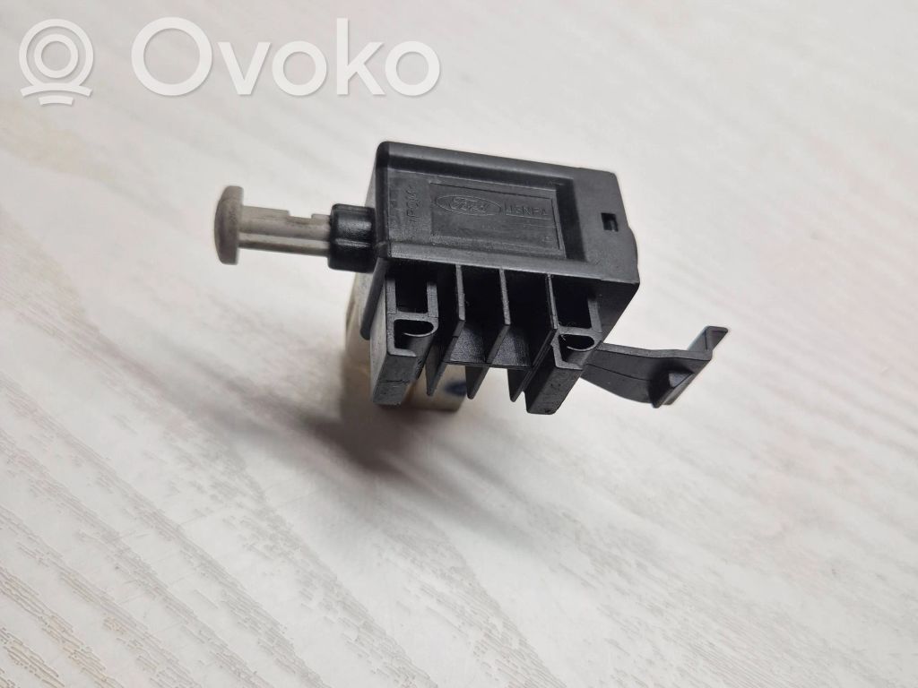 Brake pedal sensor switch   U3NFA