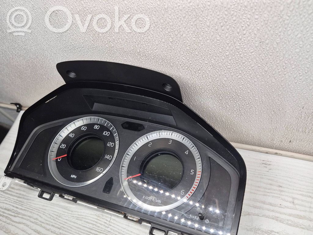 Volvo XC70 Speedometer (instrument cluster) 