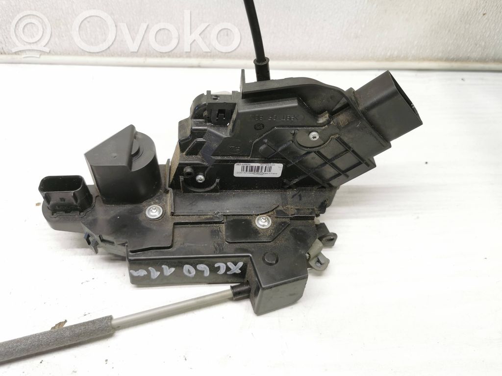 Volvo XC60 Zamek drzwi tylnych 