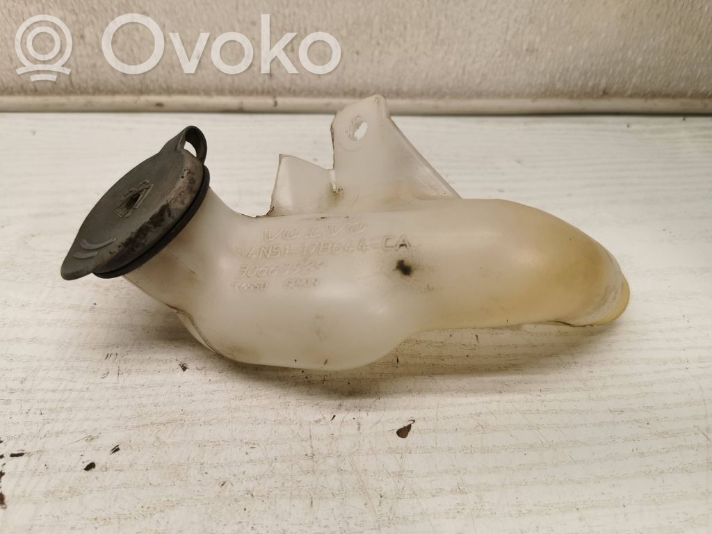 Volvo C30 Rurka wlewu płynu do spryskiwaczy szyb 