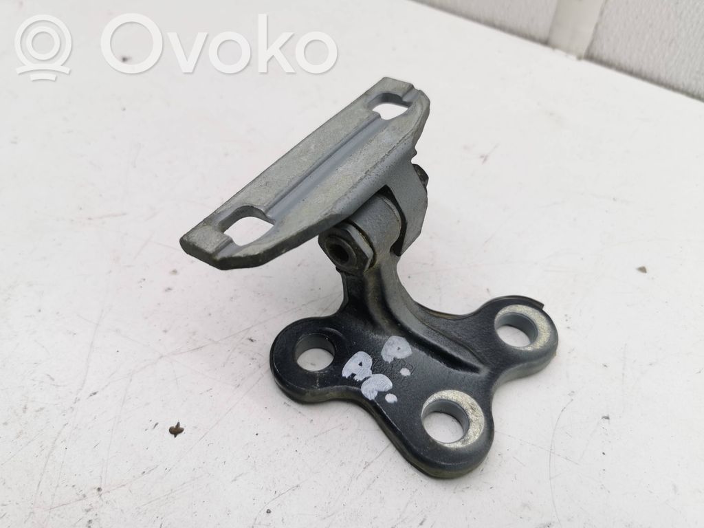 Volvo S60 Zawias dolny drzwi przednich 