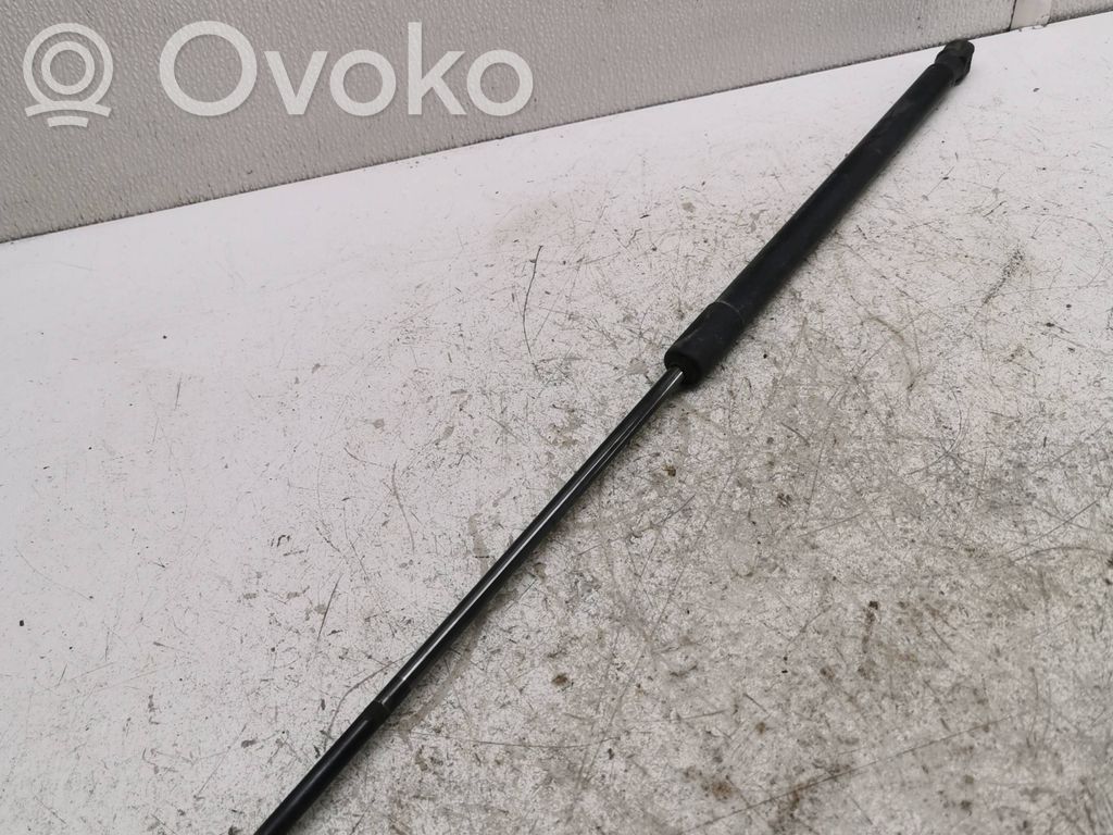 Volvo V40 Tailgate/trunk strut/damper 