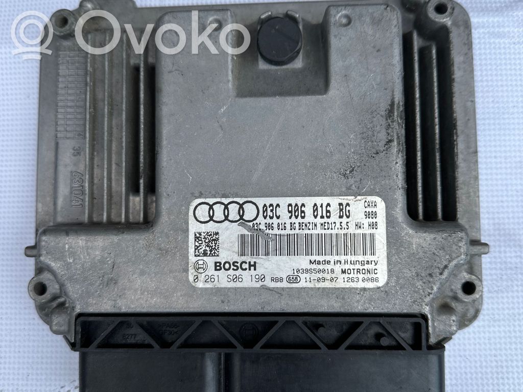 Audi A4 S4 B8 8K Engine control unit/module 