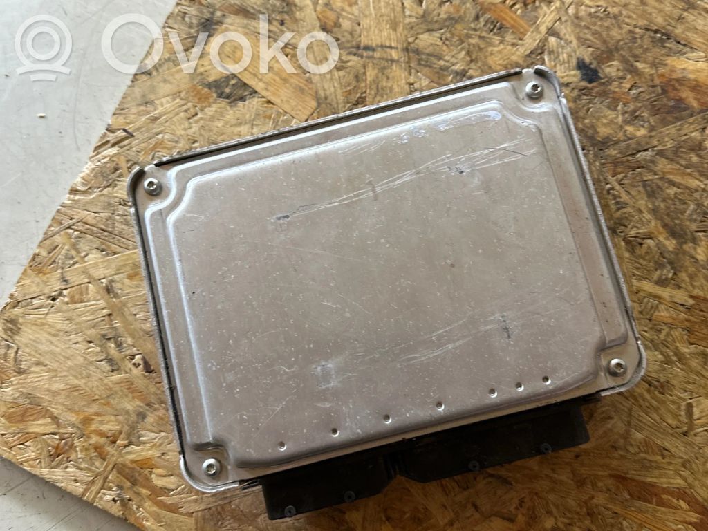 Audi A4 S4 B6 8E 8H Engine control unit/module 