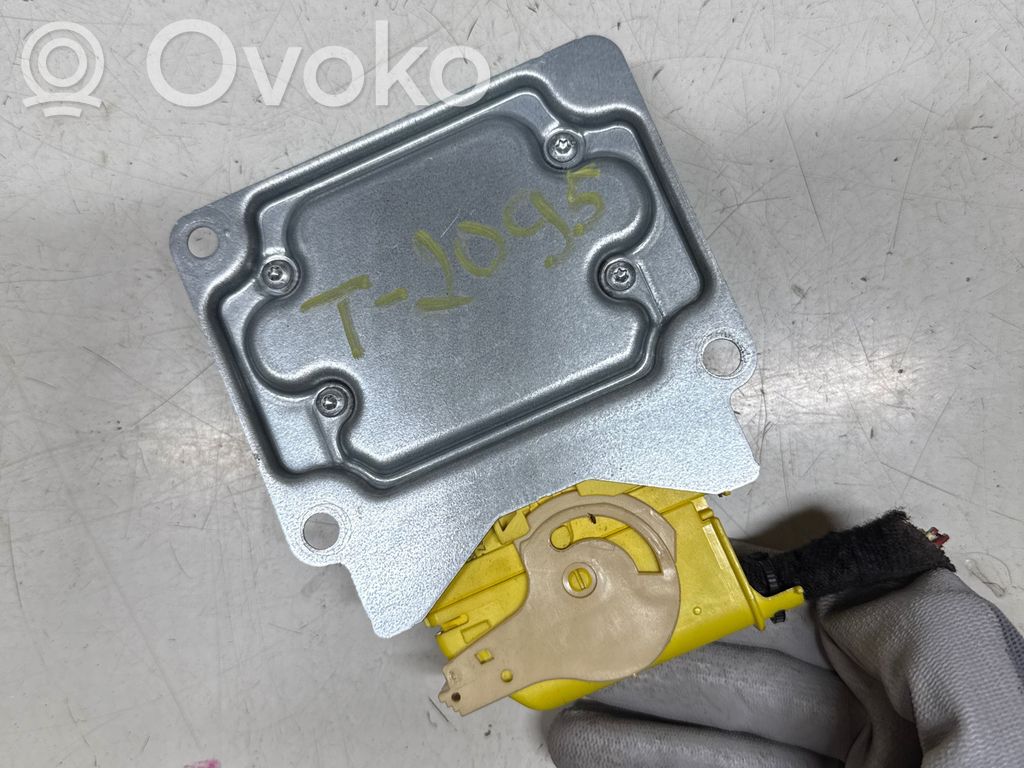 Volkswagen Caddy Airbag control unit/module 