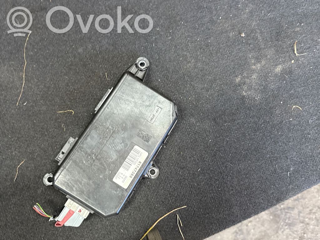 Door control unit/module   51747358
