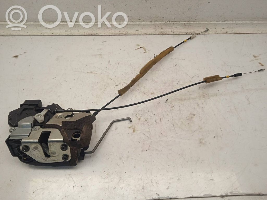 Front door lock   B92B94R2