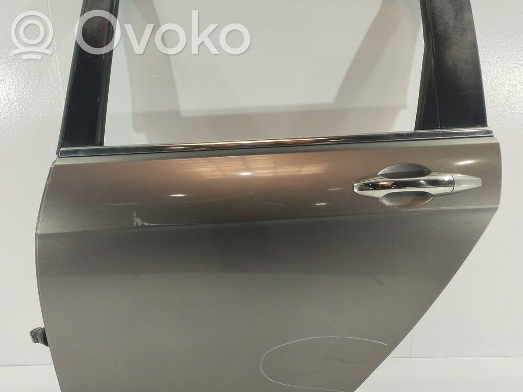 Honda Accord Puerta trasera 