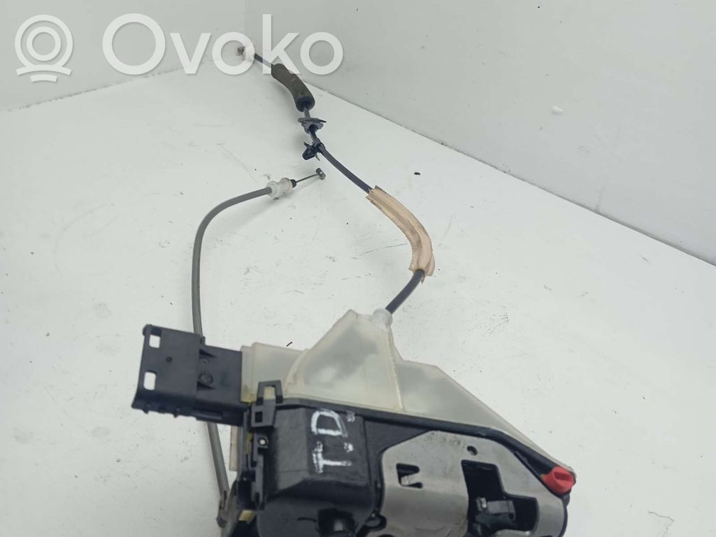 Citroen C-Elysée Takaoven lukko 