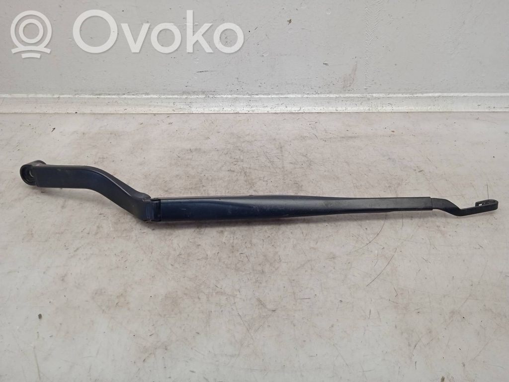 Lexus CT 200H Bras d'essuie-glace avant 