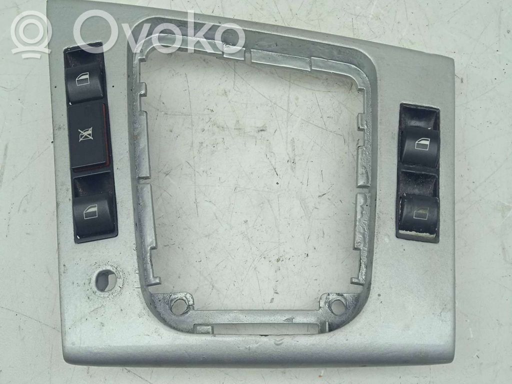 Electric window control switch   61318381514