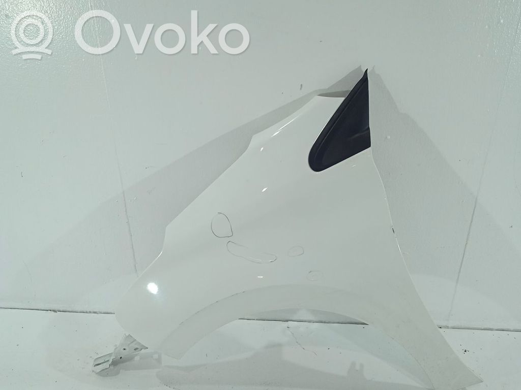 Peugeot 208 I Aripă 
