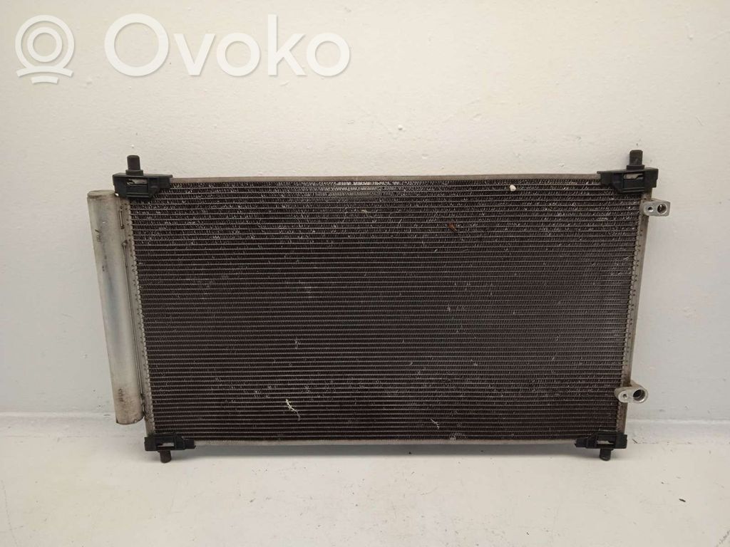 Toyota Yaris Radiatore di raffreddamento A/C (condensatore)