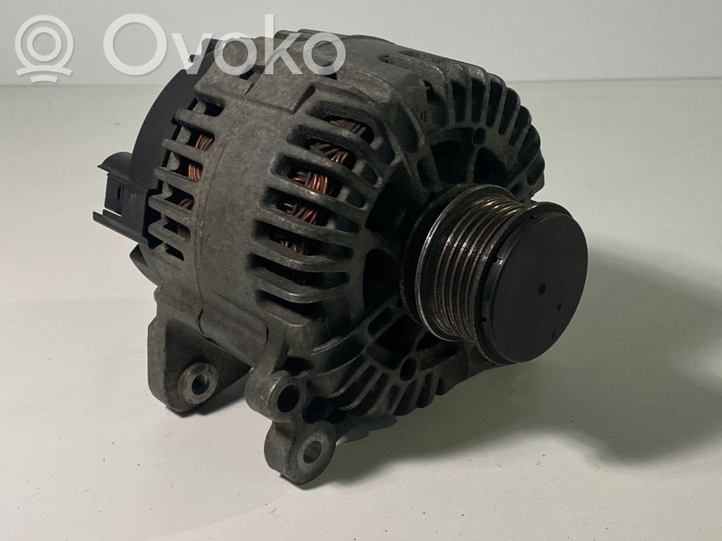 Alternador   06F903023C