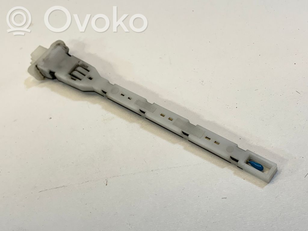 BMW 7 E65 E66 Salono temperatūros daviklis 