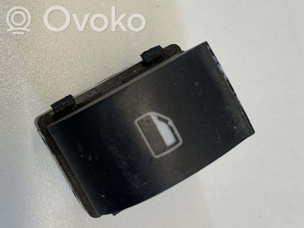 Audi A3 S3 A3 Sportback 8P Electric window control switch 